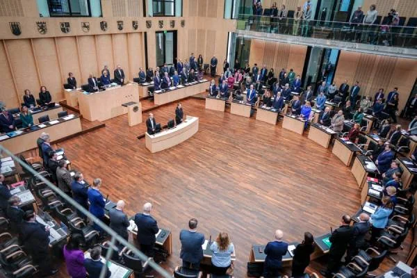 Bundesratssitzung zur gestoppten 1000 Euro Prämie für Arbeitnehmer in Berlin