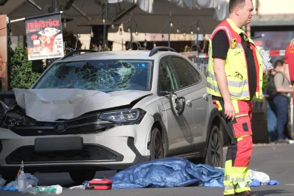 Zwei Tote, mindestens 22 Betroffene - Täter festgenommen